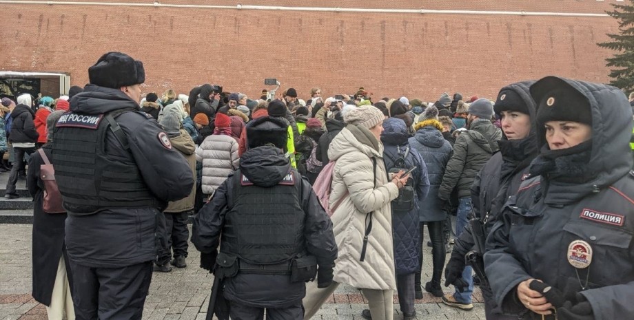 акция протеста, протест женщин мобилизованных, Москва, Россия