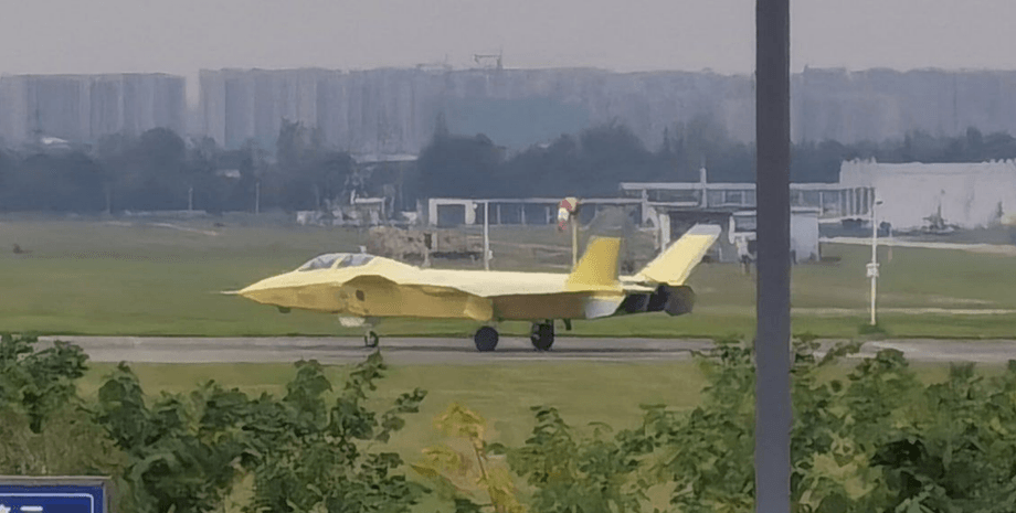 китайский истребитель