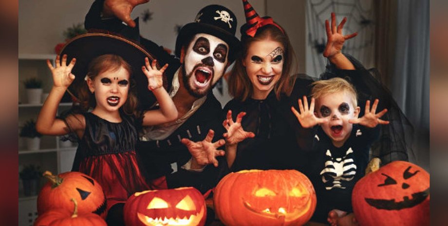 Воспроизведение культовых образов из музыки и кино