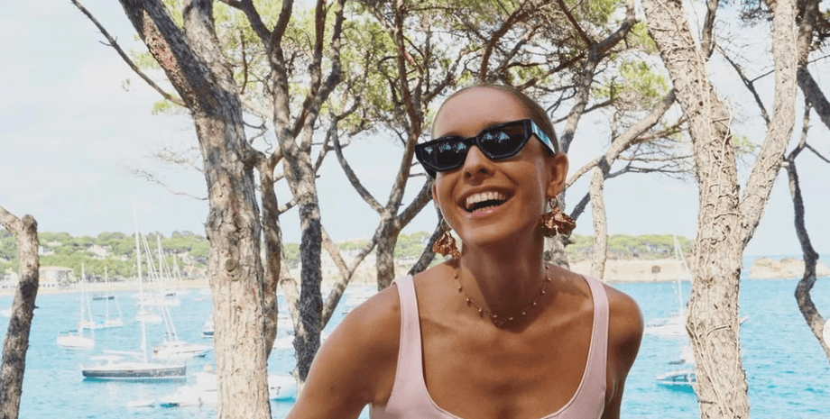 Катя Осадча показала сукню за 70 тисяч гривень