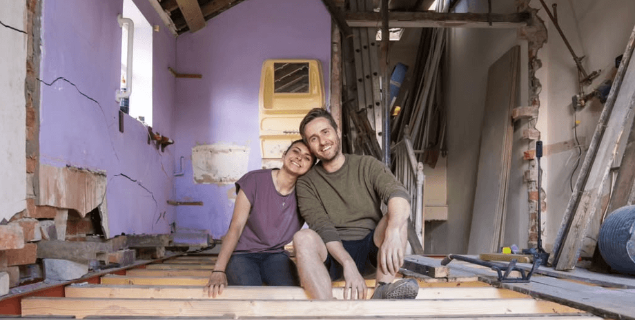 Моторошна знахідка, кістки під будинком, реставрація старого будинку, старовинні артефакти