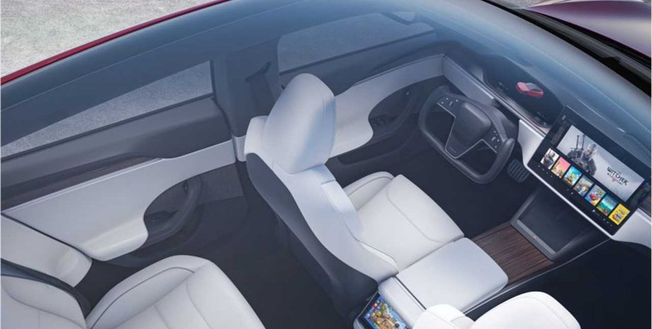 Tesla, салон Tesla