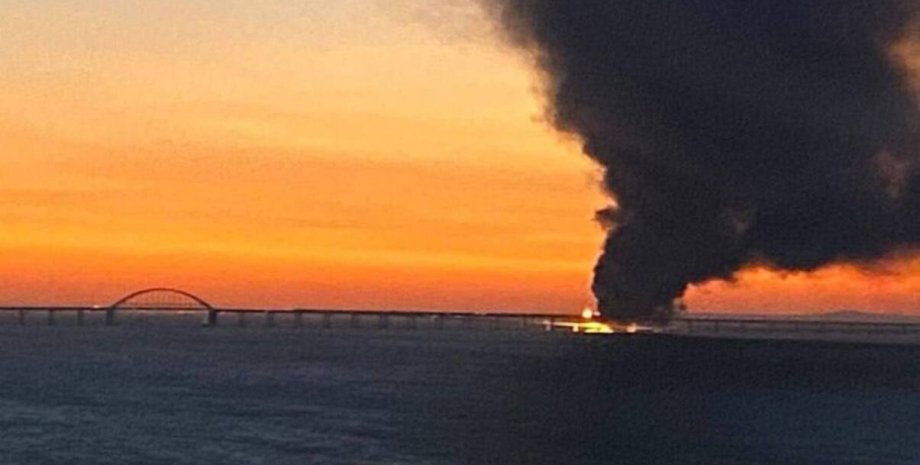 Пожар на Крымском мосту, крымский мост взрыв, взрыв крымского моста
