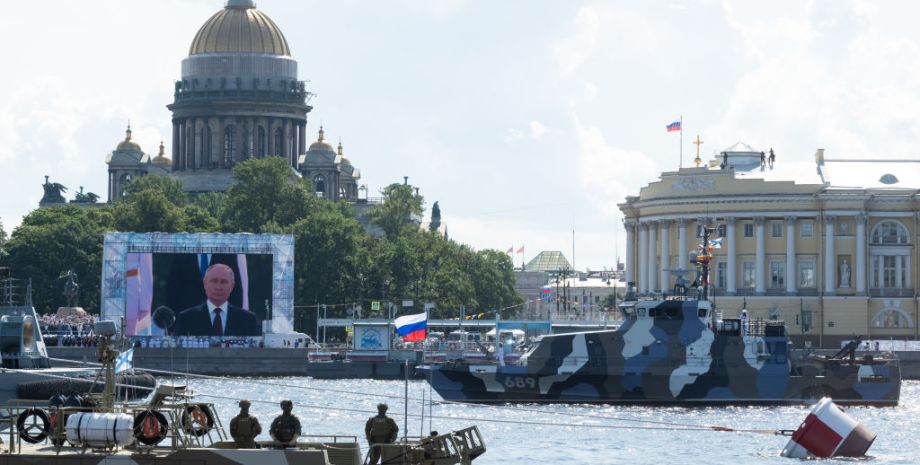 Міністр оборони РФ Андрій Бєлоусов провів телефонну розмову з міністром оборони ...