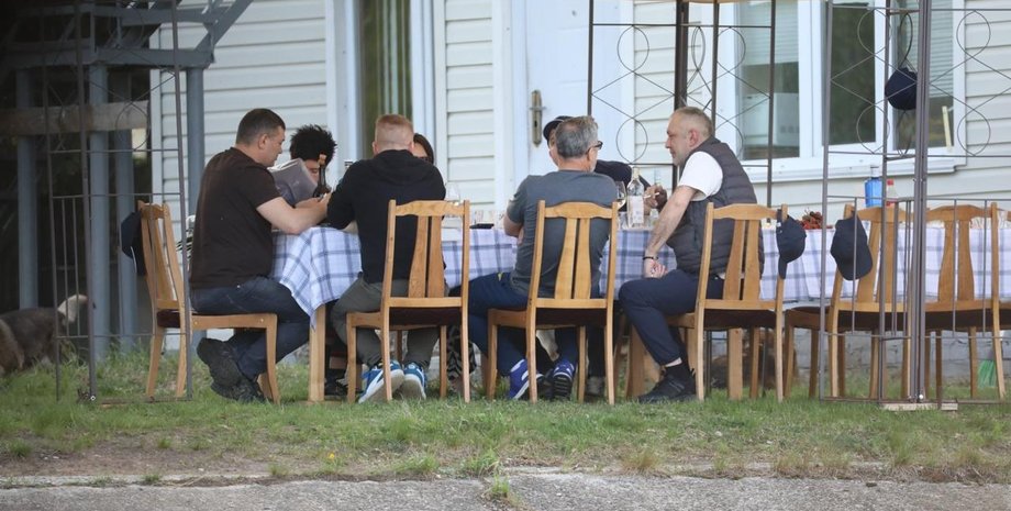 Празднование дня рождения Николая Поворозника в День траура