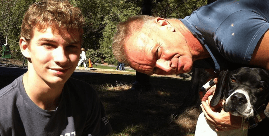 Стинг, Джакомо Самнер, собака, парк