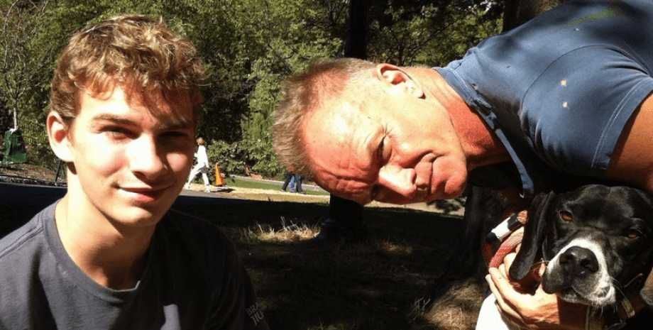 Стинг с сыном Джакомо Стинг, Джакомо Самнер, собака, парк