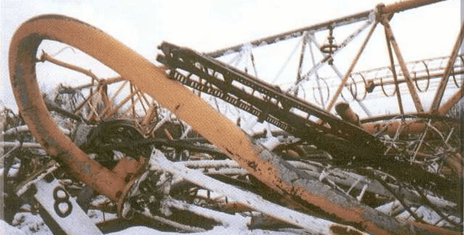 Варшавская радиомачта, башня, третье самое высокое здание в мире, загадочное обрушение, радиобашня, оборвались тросы