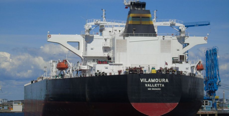 Танкер Vilamoura вибухнув