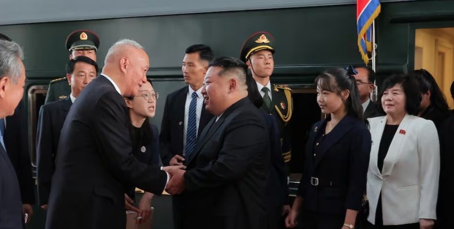 ким чен ин і ким чжу е