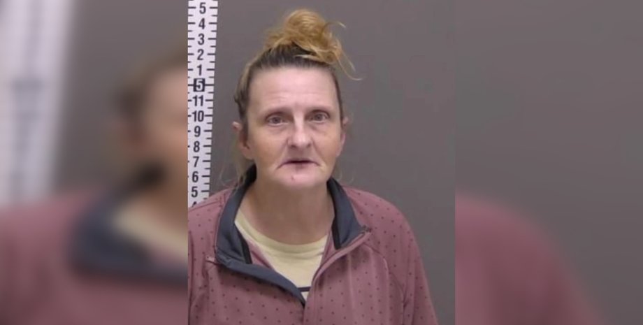 Анджела Липпс в тюрьме