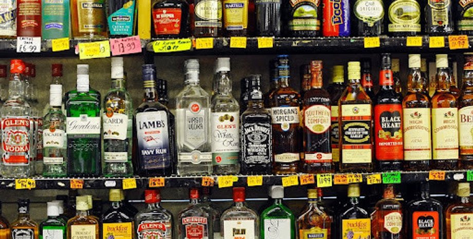 вино, виски, бренди, алкоголь