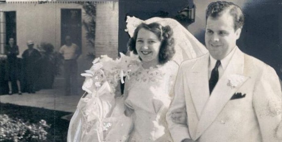 Аль Капане, свадьба Аль Капане с женой на свадьбе