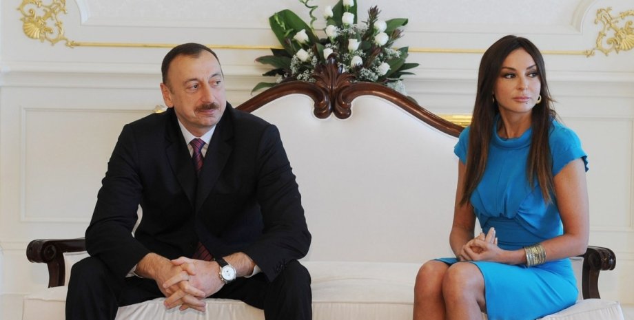 Ильхам и Мехрибан Алиевы / Фото: nrk.no