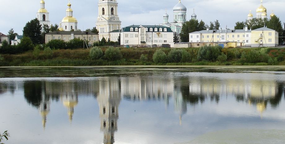 Серафимо-Дівєєвський монастир