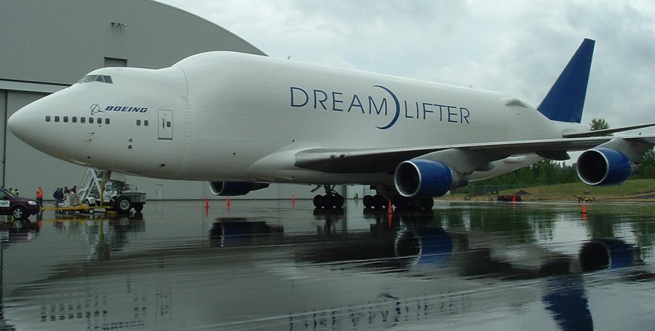 Грузовой самолет Boeing 747-400(LCF) Dreamlifter/ Фото: Wikipedia