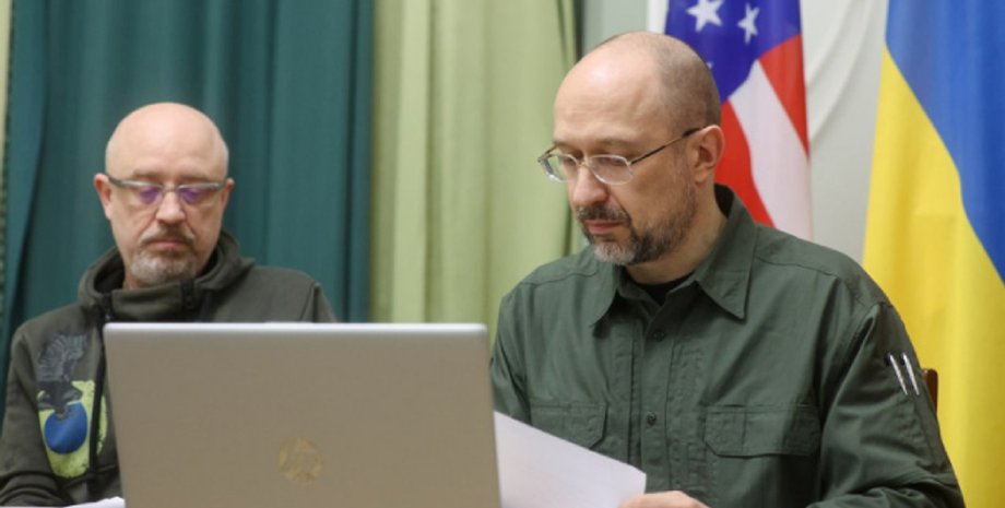 Олексій Резніков, Денис Шмигаль