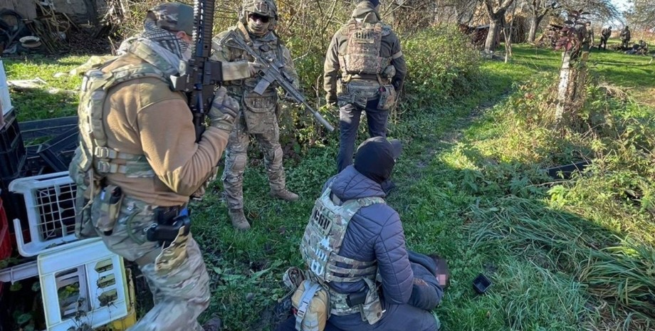 According to the SBU press center, during the searches, the security forces foun...