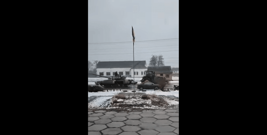 Фермер угнал танк