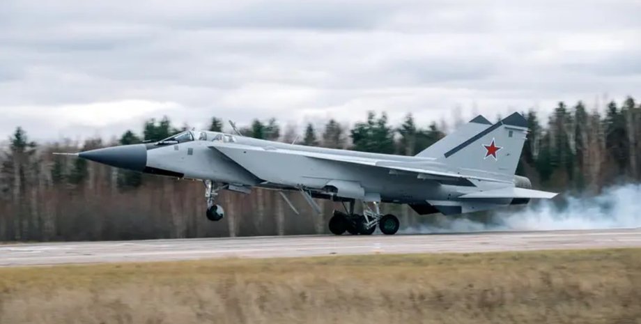 перехватчик МиГ-31