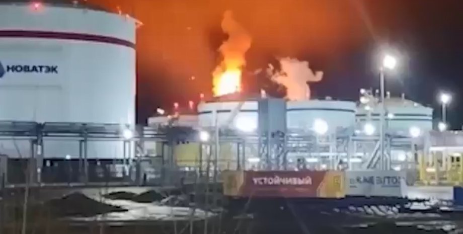 пожар на заводе Новатэк в Усть-Луге РФ 25 марта