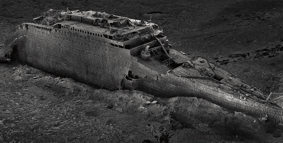 кораблекрушение "Титаника", полноразмерное сканирование, 3D-реконструкция, исторические обломки, глубоководное картирование, тайна "Титаника", столкновение айсбергов, экспертный анализ, исследование морского дна, исследование