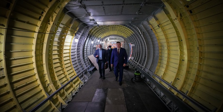 хід будівництва ан-178