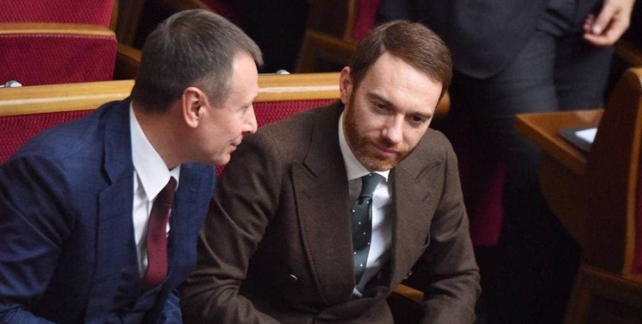 абрамович сложил депутатский мандат