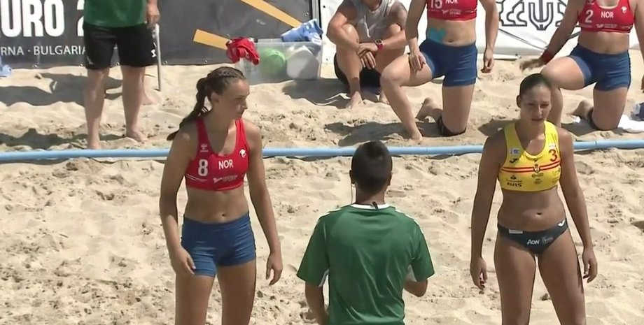 пляжный гандбол, женщины, фото