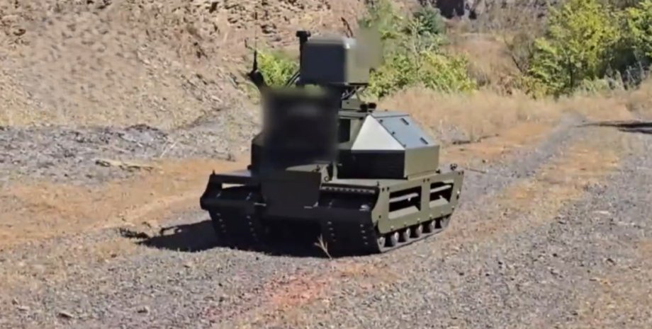 Наземний робот Игнис Наземний робот Игнис з лазером