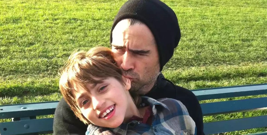 Колін Фаррел із сином Джеймсом Колін Фаррел із сином Джеймсом, син коліна фаррела, джеймс фаррел, хвороба ангельмана, син коліна фаррела хворий