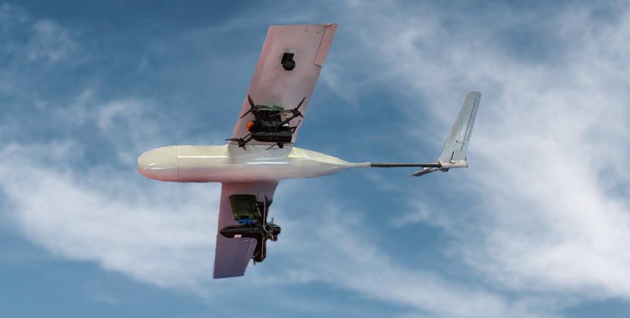 Teilen: Die Ukrainer stellten „TOR“ vor – eine Mehrzweck-Drohnenmutter, die eine...