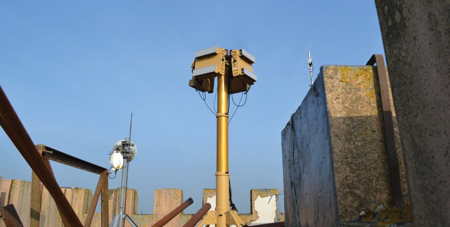 Blighter B422, радар