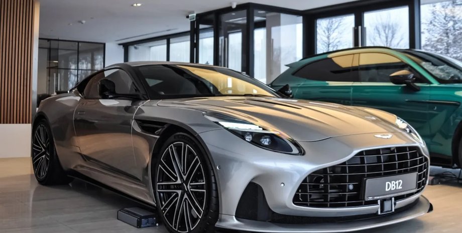 новий Aston Martin DB12, Aston Martin DB12, суперкар Aston Martin