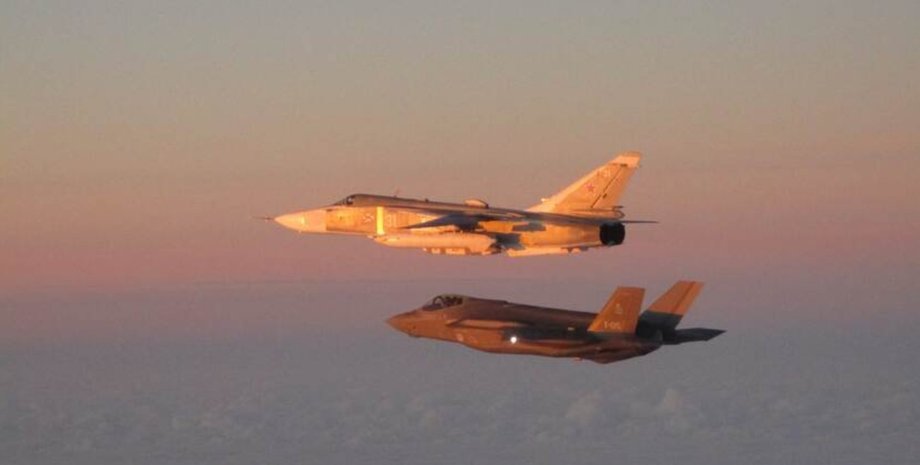 перехват самолета Су-24 МР