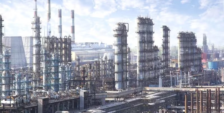 панорамное фото Стерлитамакского нефтехимического завода в Башкортостане