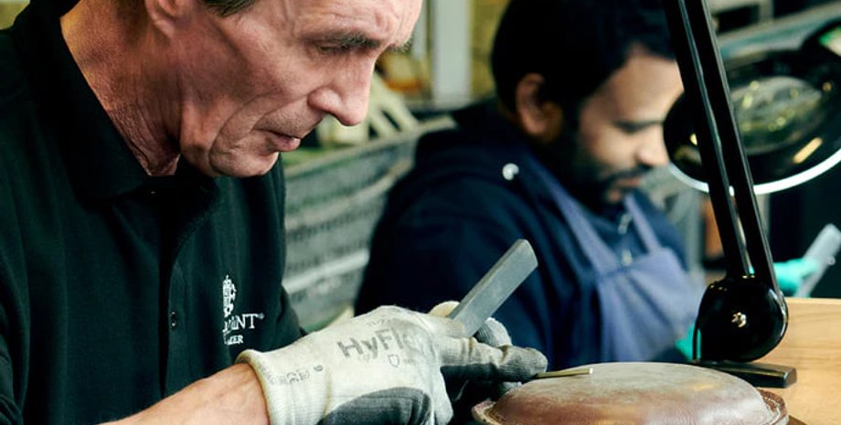 королевский монетный двор, украшения