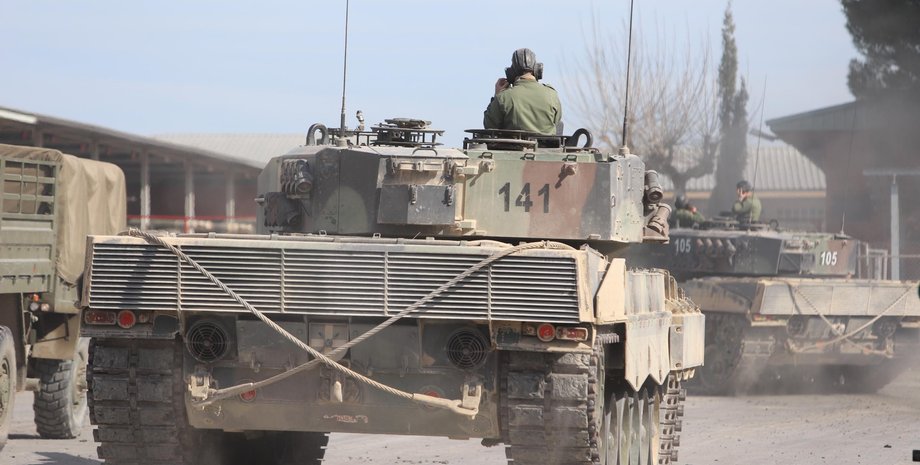 Іспанія, ЗСУ, навчання, танк, Leopard 2A4, фото