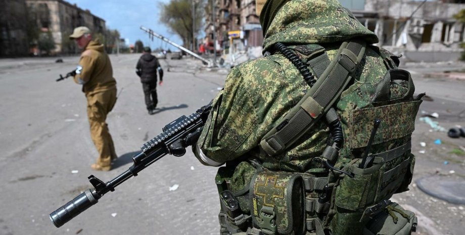 Российские военные на улицах украинского города., в Украине Российские военные фото, Российские военные фото