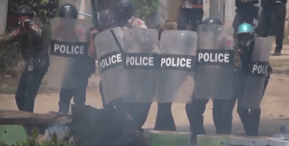 убийство протестующих в мьянме, военный переворот в мьянме