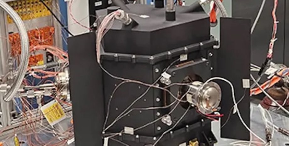 радіоізотопний термоелектричний генератор