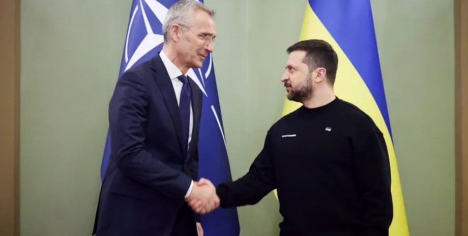 Єнс Столтенберг і Володимир Зеленський Єнс Столтенберг, Володимир Зеленський, Україна, саміт НАТО у Вільнюсі