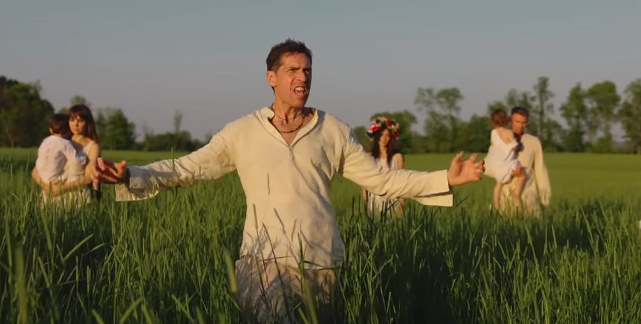 ногу свело, украина, новая песня, против войны, макс покровский