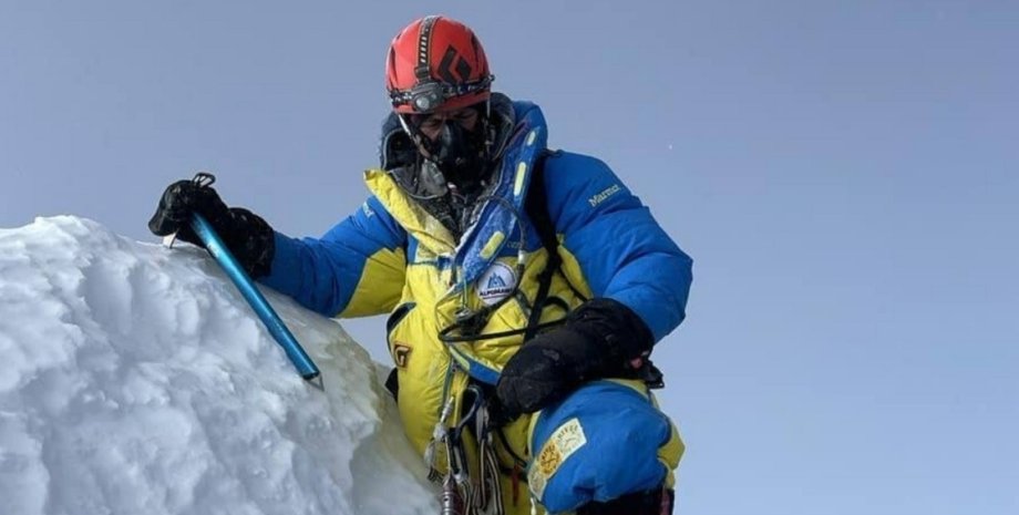 Валентин Сипавін, Еверест, альпініст