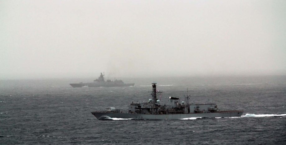 HMS Portland, фрегат Адмирал Касатонов