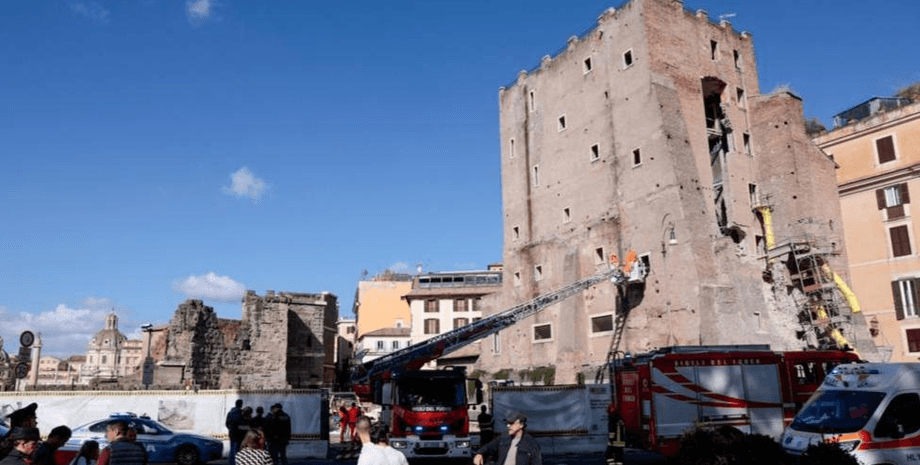 У Римі обвалилася вежа Торре-деї-Конті