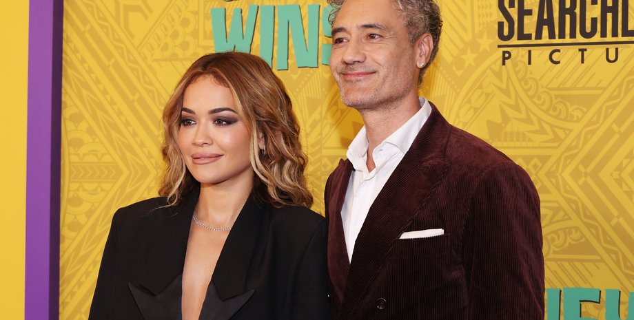 Рита Ора и Тайка Вайтити, муж Риты Оры, Следующий гол непобедим, премьера фильма, тайка вайтити фильмы