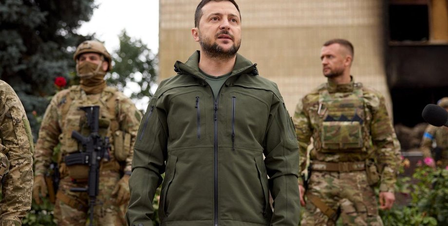 Президент Украины, владимир зеленский, зеленский на войне