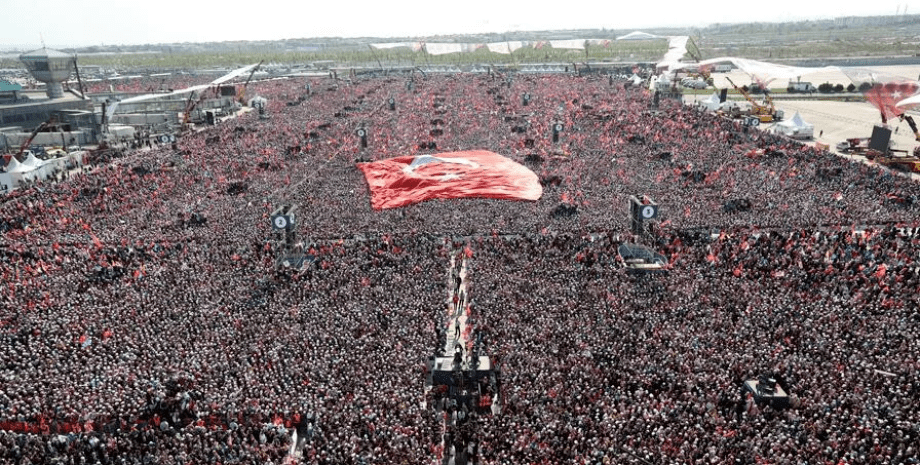 Мітинг на підтримку Ердогана, Ердоган, реджеп Ердоган на мітингу, мітинг стамбул