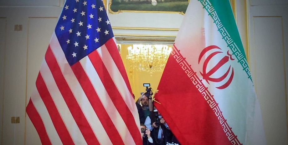 Флаги, США, Иран, санкции, Россия